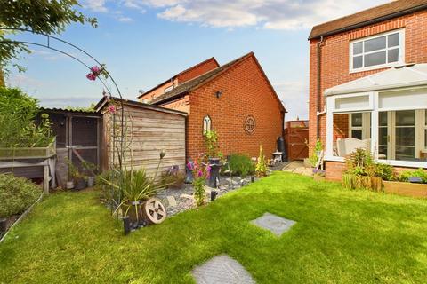 3 bedroom semi-detached house for sale, Sandfield Meadow, Darwin Park