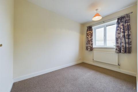 9 Kestrel Close, Uttoxeter, ST14 8TB