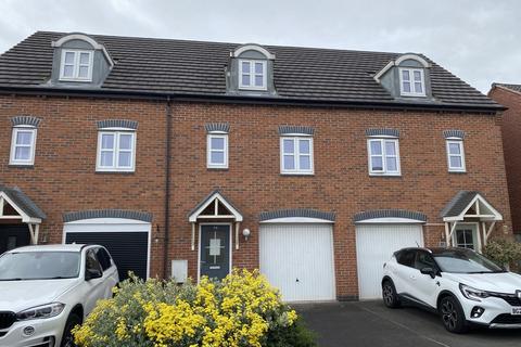 3 bedroom townhouse for sale, Bridgewater Road, Burton-on-Trent