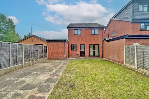 3 bedroom detached house for sale, Lakeside Close, Willenhall