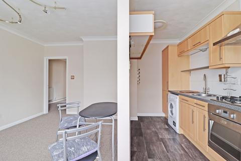 1 bedroom flat for sale, Ermine Street, Huntingdon, Cambridgeshire.