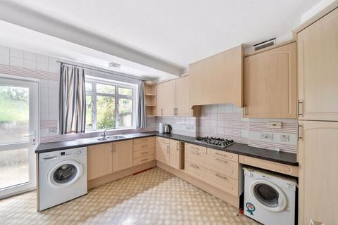 8 Russell Green Close, Purley, CR8 2NR