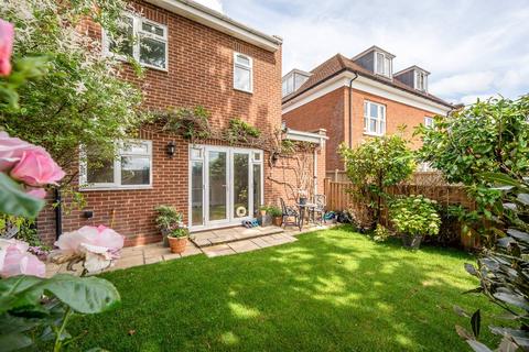 3 bedroom flat for sale, Worple Road, Wimbledon, London, SW19