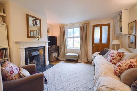 2 bedroom terraced house for sale, Lion Lane, Haslemere GREAT LOCATION, BEAUTIFULLY PRESENTED