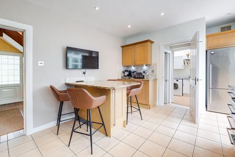184 Walsall Road, Sutton Coldfield, B74 4RH