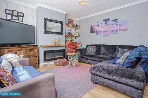 3 bedroom end of terrace house for sale, Queens Road, Bridgwater