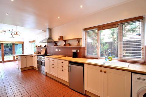 28 Ashfield Road, Birmingham, B14 7AS