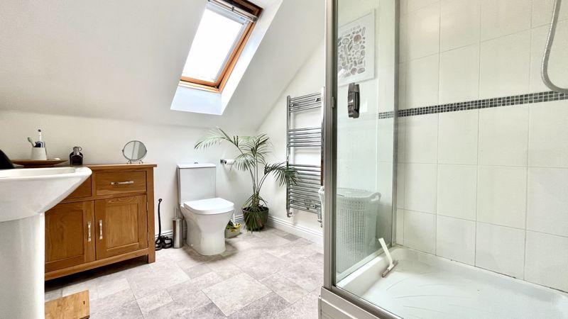 En-Suite to bedroom