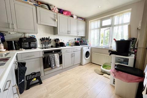 2 bedroom maisonette for sale, Houghton Mansions, Dunstable