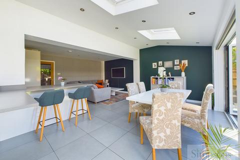 8 Culham Close, Abingdon, OX14 2AS