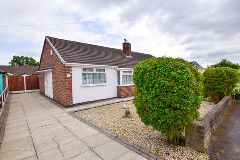 2 bedroom bungalow for sale, Wilmslow Crescent, Thelwall, WA4 2JE