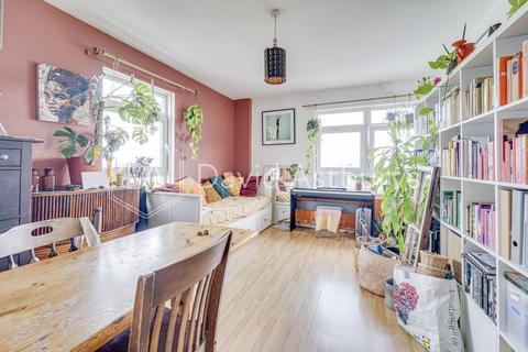 2 bedroom flat to rent, Canonbury Road, Islington, London