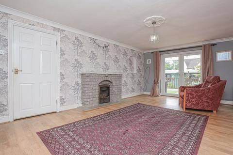 5 Chetwode, Overthorpe, Banbury, OX17 2AB