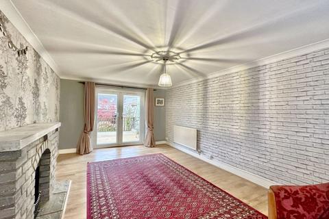 5 Chetwode, Overthorpe, Banbury, OX17 2AB