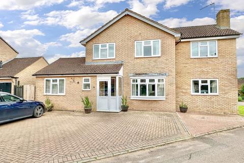 5 bedroom detached house for sale, Chichester Walk, Banbury