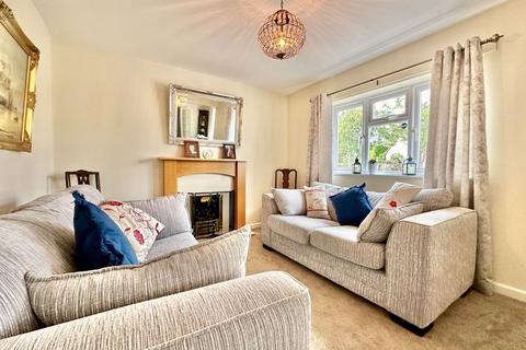 5 bedroom detached house for sale, Chichester Walk, Banbury