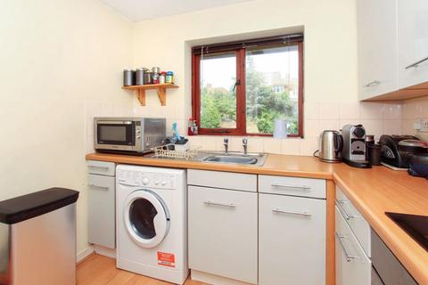 26 Fairhill, Hemel Hempstead, HP3 9UU