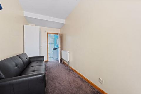 25 Cambridge Road, Carshalton, SM5 3QR