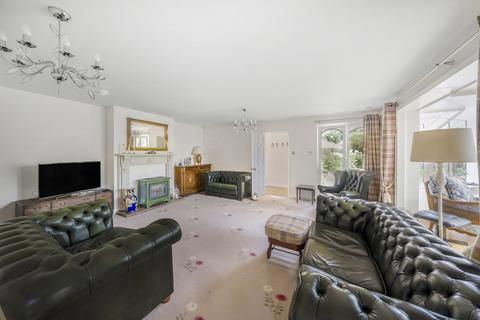 5 bedroom detached house to rent, High Street, Rode