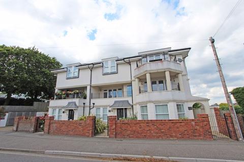 3 bedroom terraced house to rent, Mudeford, Christchurch