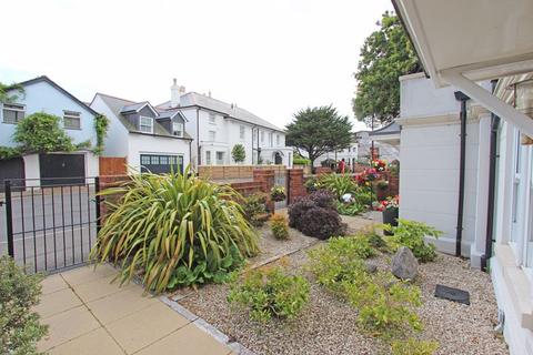 3 bedroom terraced house to rent, Mudeford, Christchurch