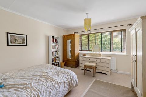 26 Elizabeth Crescent, Chester, CH4 7AZ