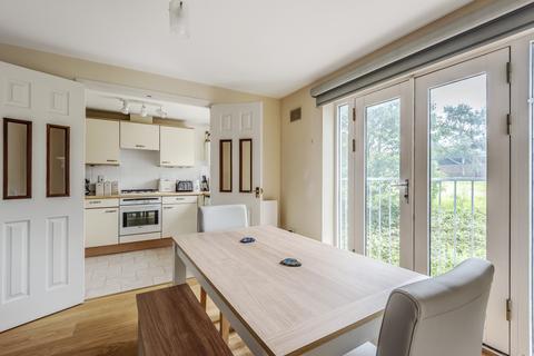 2 bedroom apartment to rent, Linacre Court, Headington, OX3 8 LU