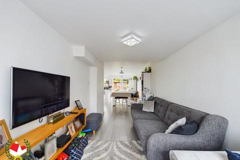 34 Barrow Close, Quedgeley, Gloucester, GL2 4YP