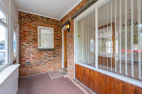 3 bedroom semi-detached house for sale, Lower Station Road, Billingshurst