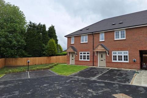 3 bedroom end of terrace house for sale, Sandringham Drive, Tingley, Wakefield