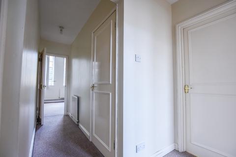 2 bedroom apartment to rent, Princes Street, Gravesend, DA11