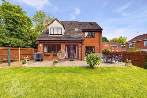 4 bedroom detached house for sale, Post Office Road, Lingwood, Norwich