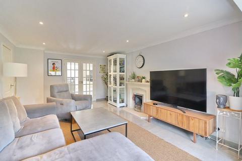 70 Eden Vale, Worsley, Manchester, M28 1YR