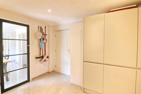 70 Eden Vale, Worsley, Manchester, M28 1YR