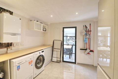 70 Eden Vale, Worsley, Manchester, M28 1YR