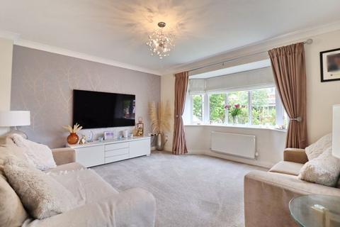 4 bedroom detached house for sale, Cotton Fields, Manchester M28