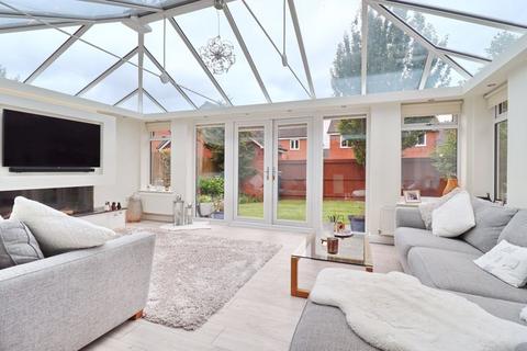 4 bedroom detached house for sale, Cotton Fields, Manchester M28