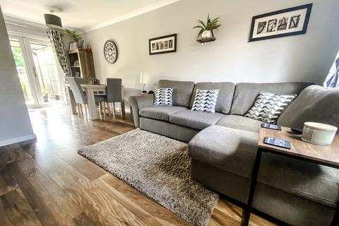 27 Evergreens Close, Swindon, SN3 4HN