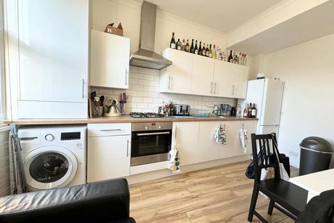 3 bedroom apartment to rent, 451 New Cross Road, London SE14