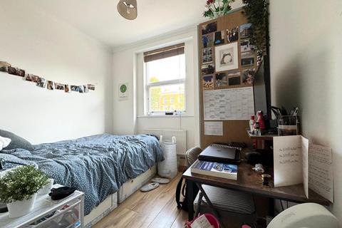 3 bedroom apartment to rent, 451 New Cross Road, London SE14