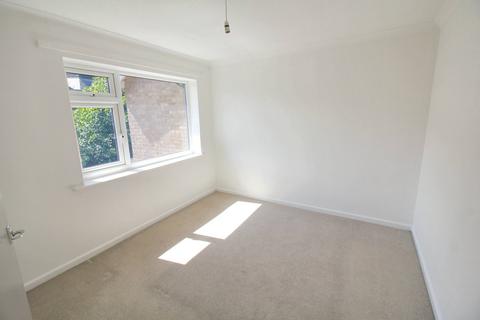 3 bedroom terraced house to rent, The Shrublands, West Pottergate NR2