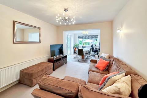 11 Rectory Park, South Croydon, CR2 9JP