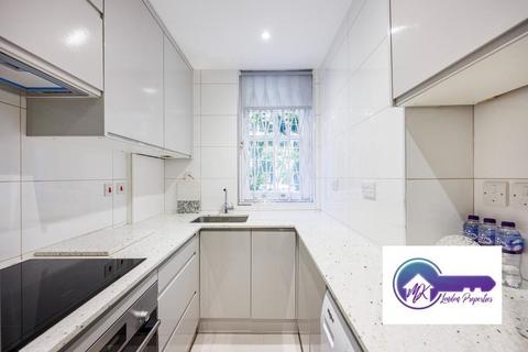 2 bedroom flat to rent, London WC2B