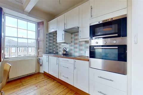 2 bedroom flat to rent, West Newington Place, Edinburgh, EH9