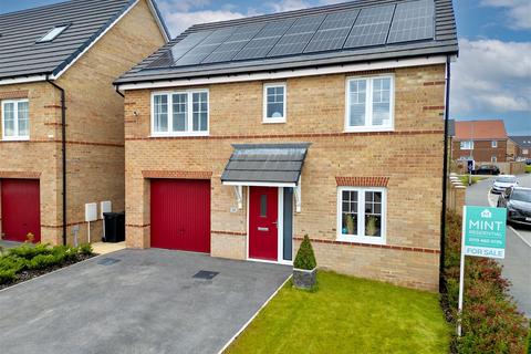 4 bedroom detached house for sale, leeds LS25