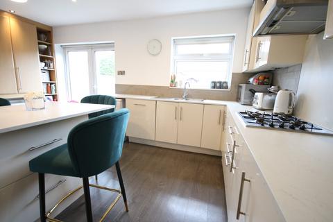 4 bedroom semi-detached house for sale, Deans Way, Edgware, HA8