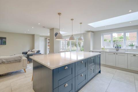 29 Ross Crescent, Inkberrow, Worcester, WR7 4FG