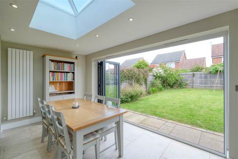 29 Ross Crescent, Inkberrow, Worcester, WR7 4FG
