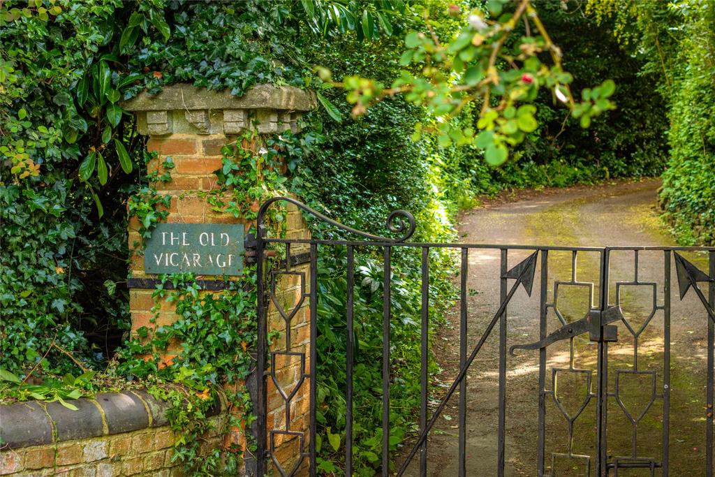Gated Driveway