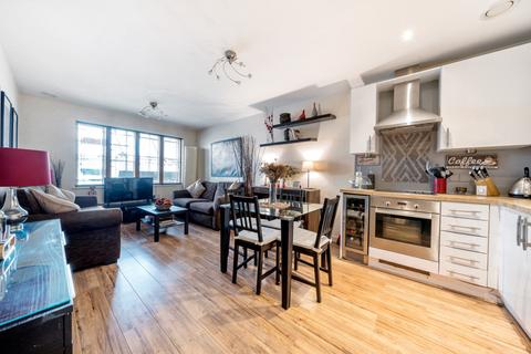 2 bedroom apartment for sale, Drayton Green Road, London